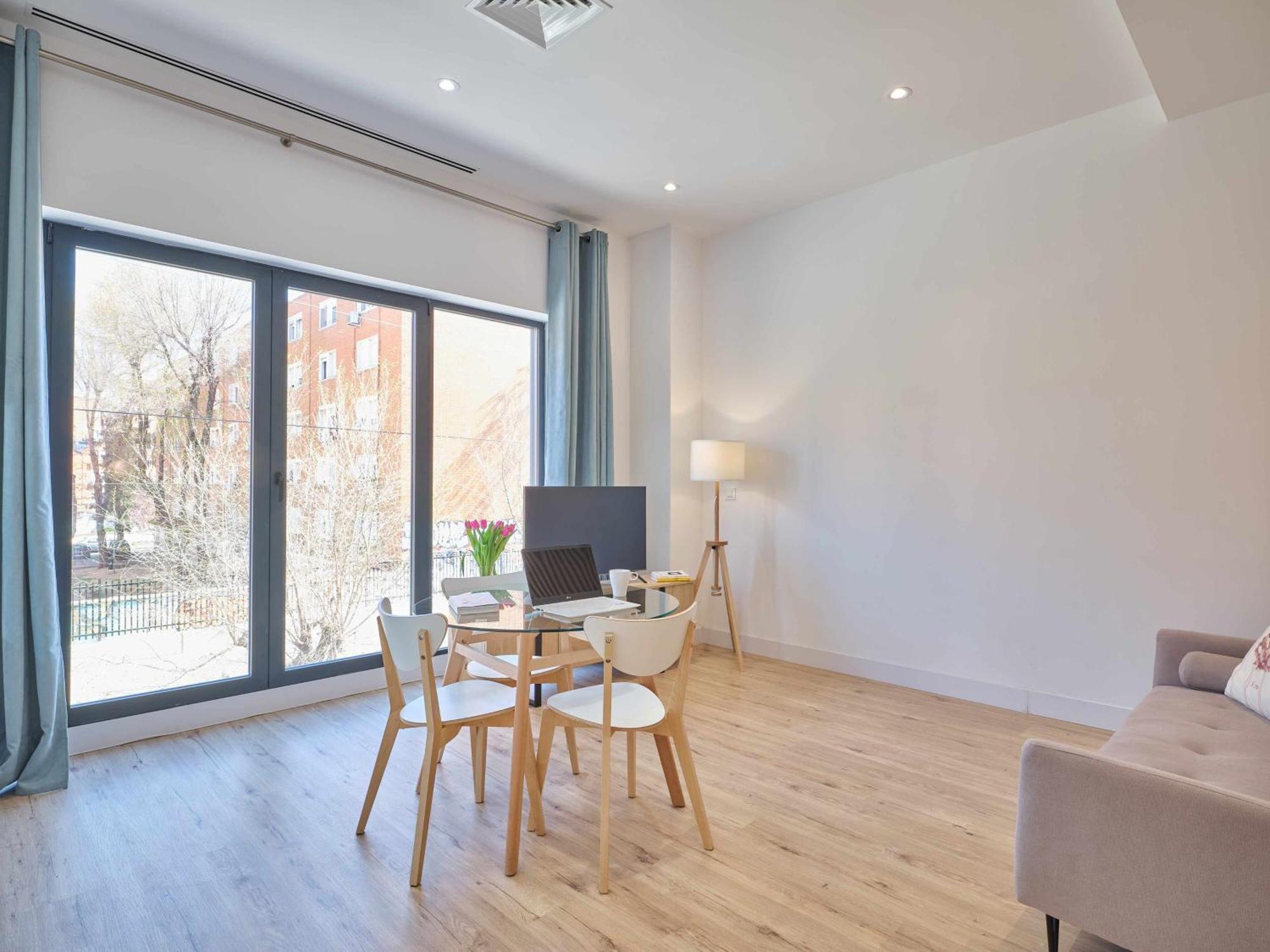 Paseo Suites Hotel 마드리드 객실 사진
